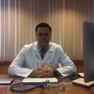 Dr. Juan Manuel Ochoa López - Urólogo